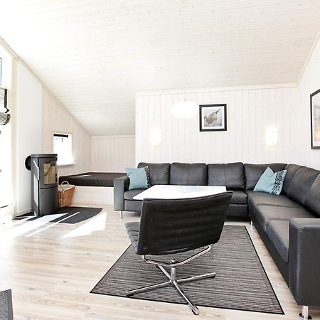 6 Person Holiday Home In Gro Enbrode Großenbrode Екстериор снимка